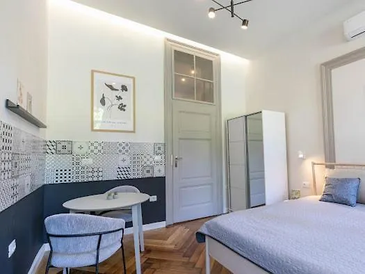 Apartman Polai Park *