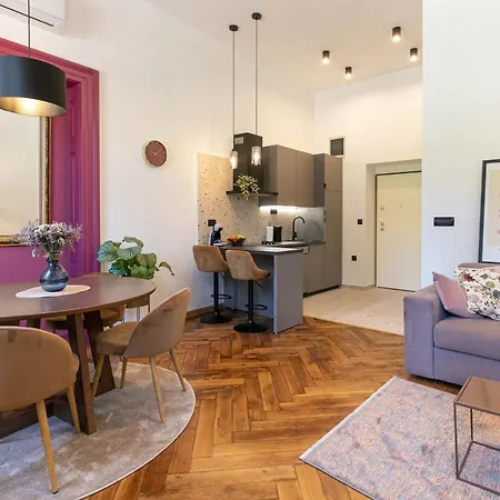 Apartment Polai Park *